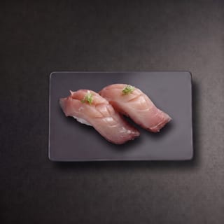 Hamachi Nigiri